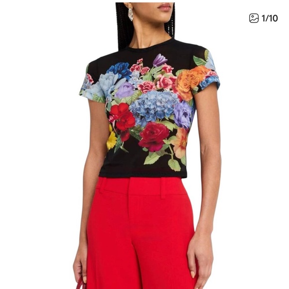 Floral Black Women's Top - Picture 7 of 7